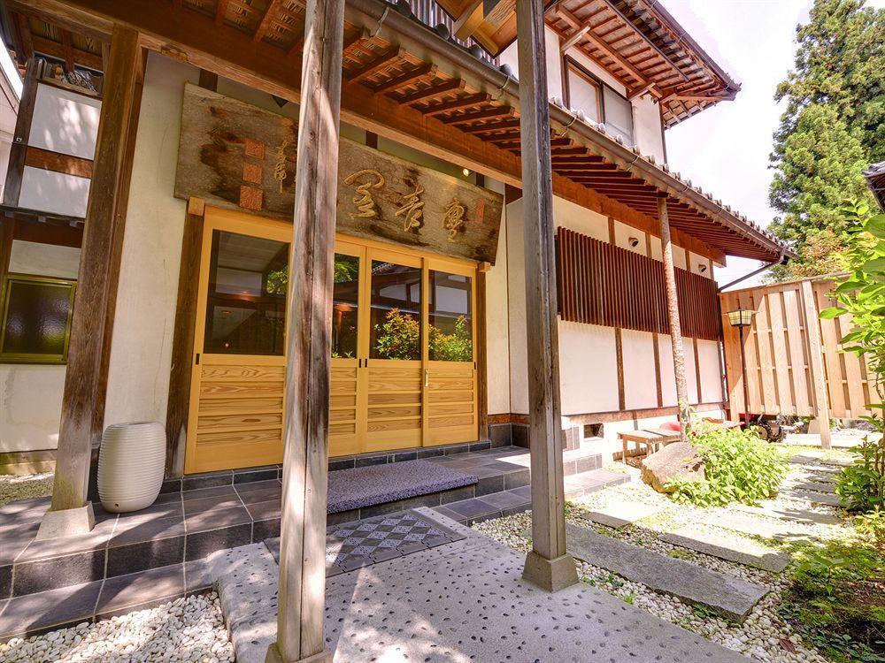 Jinpyokaku Hotel Yamanouchi  Exterior photo