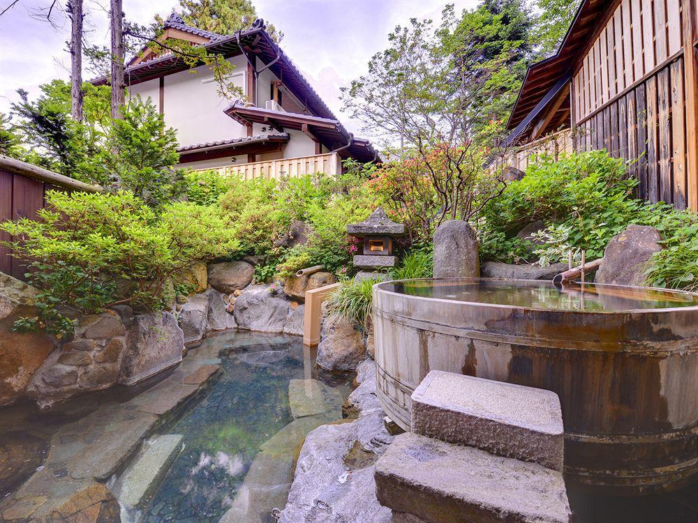 Jinpyokaku Hotel Yamanouchi  Exterior photo