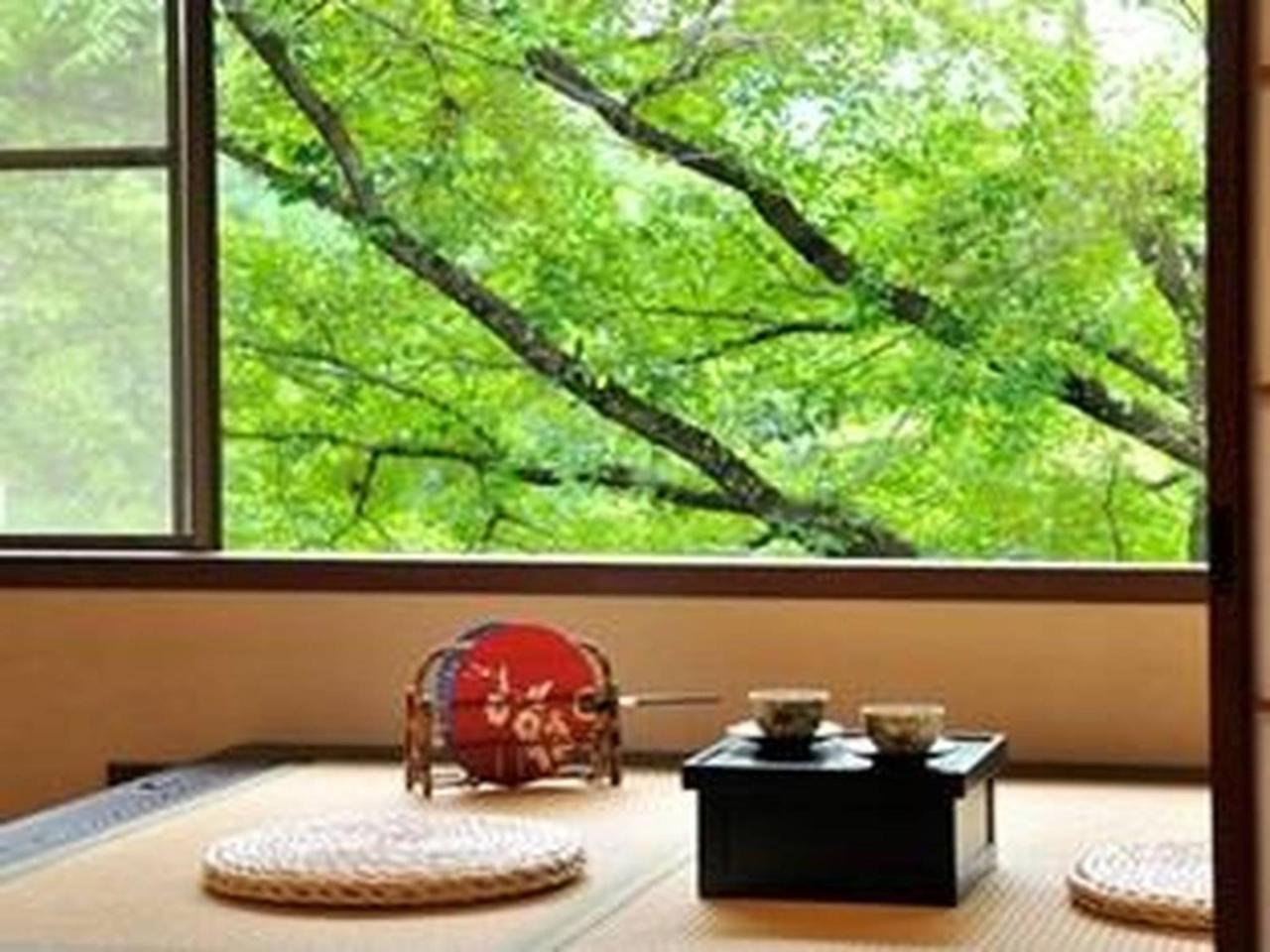 Jinpyokaku Hotel Yamanouchi  Exterior photo