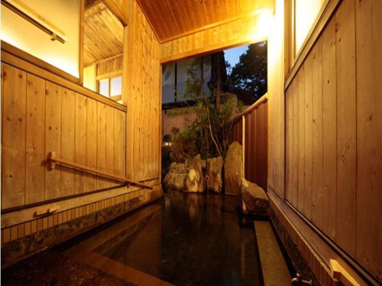 Jinpyokaku Hotel Yamanouchi  Exterior photo
