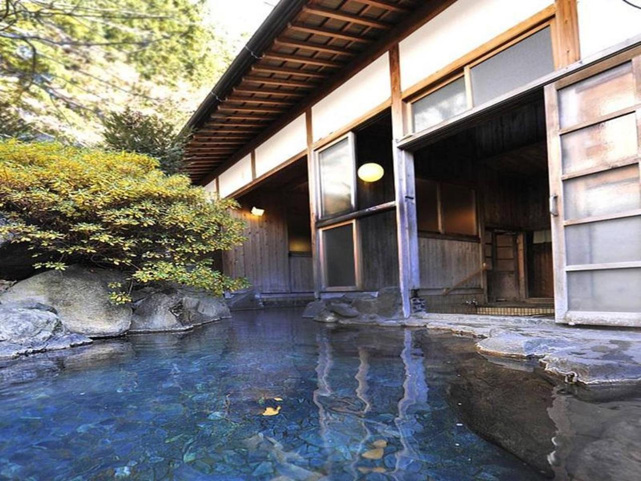Jinpyokaku Hotel Yamanouchi  Exterior photo